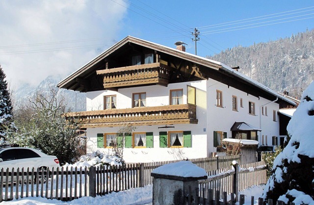 Lovely apartment for 2 guests with WIFI, TV, terrace and parking