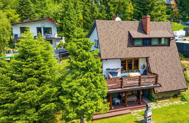 Lovely apartment for 6 people with WIFI, TV, patio and pets allowed