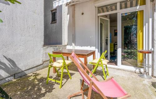 Lovely Apartment In Novi Vinodolski