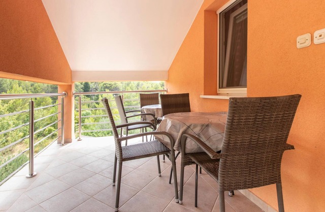 Lovely apartment in Gornji Karin