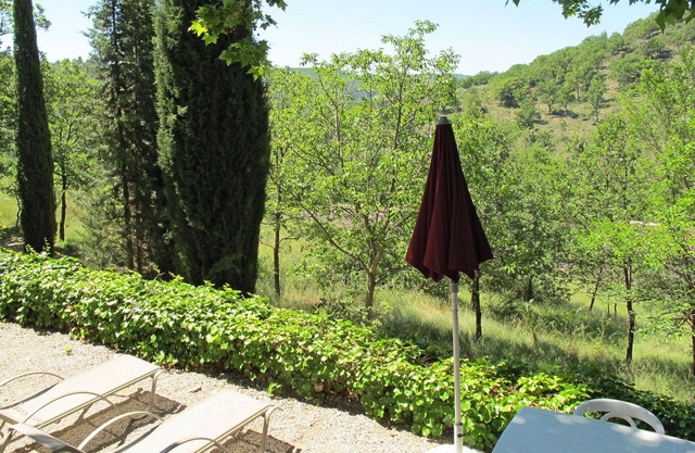 Lovely apartment in villa for 4 people with WIFI, patio, pets allowed and panoramic view