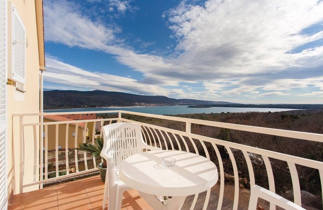 Lovely apartment in Kornic with WiFi