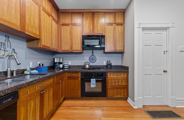 Lovely Historic Home in St Louis - JZ Vacation Rentals