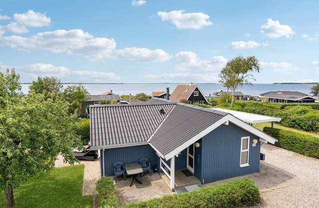 Lovely home in Assens with WiFi