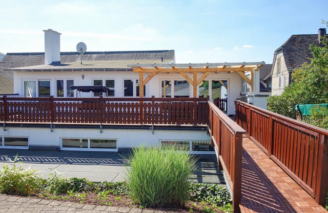 Lovely home in Schmallenberg with WiFi