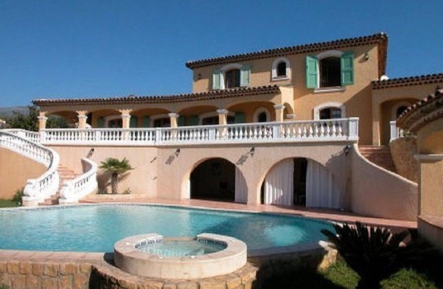 LOVELY LARGE AND QUIET VILLA NEAR CANNES, LARGE PRIVATE POOL + SPA, GAMES ROOM