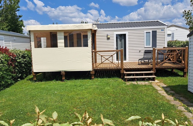 Lovely mobile home in a 4-star residential estate in Les Sables D'Olonne