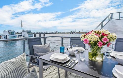 Lovely Ship In Olpenitz With Sauna