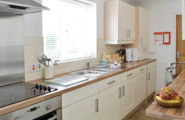 Lovely single storey property just a short drive from Druridge Bay.