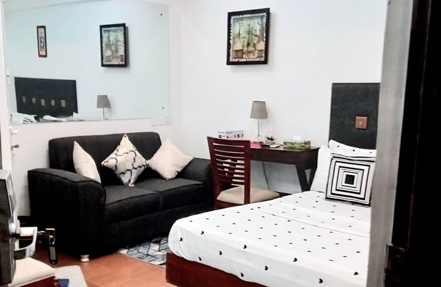 Lovely studio apartment with free WiFi,swimming and Gym