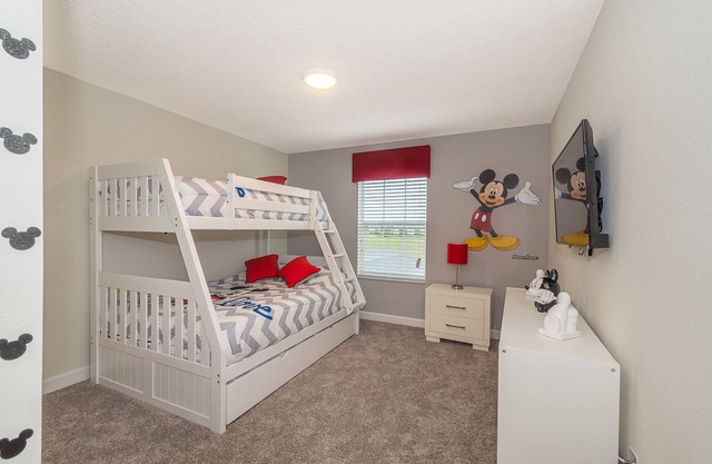 Lovely Townhouse 4Beds/3Bath/Pool/18Min From Disney