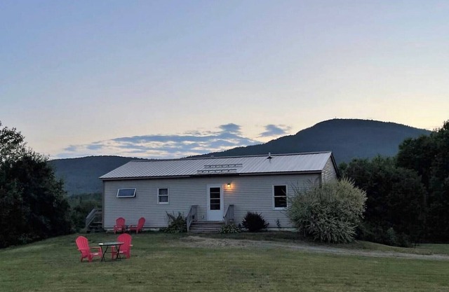 Lovely Vermont Home (Hiking/Skiing/Beach/Firepit)