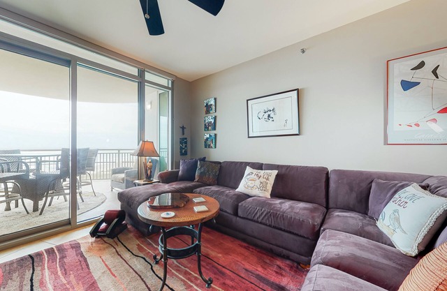Lovely waterfront condo on the beach with pool & hot tub - dog-friendly