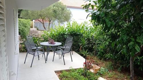 Loviste apartments