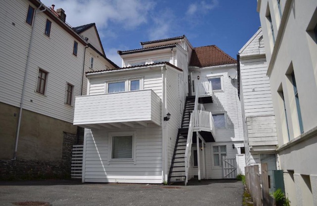 LS Apartments