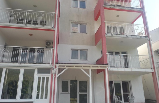 Luštica Mirište