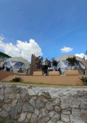 Luahara Glamping Arenal - Domo Natural Experience
