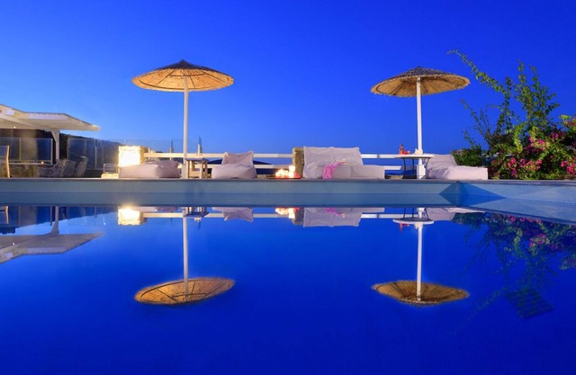 Luna Suite , Pool, Garden, Jaccuzzi