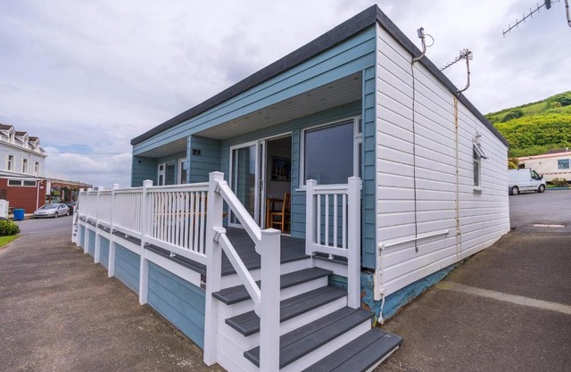 Lundy Sea View Villa - Mobility friendly