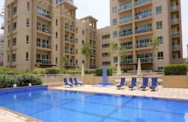 Lux BnB I Turia Tower I Lake & Garden View