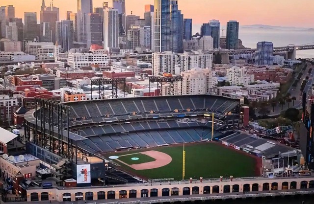 Lux Condo in Premier Location with Iconic Views of SF