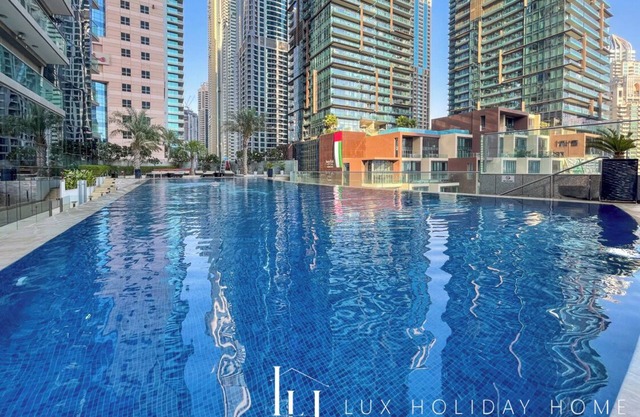 LUX Holiday Home - DAMAC Residenze 1