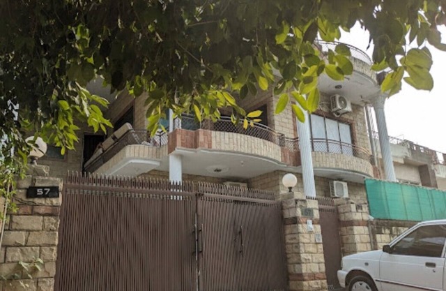 Lux Lounge Guest House