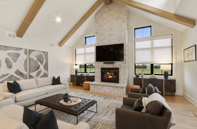 Luxe at the Lake | Heated Saltwater Pool |Lake Views |Enclosed Porch | Movie Theater| Hot Tub