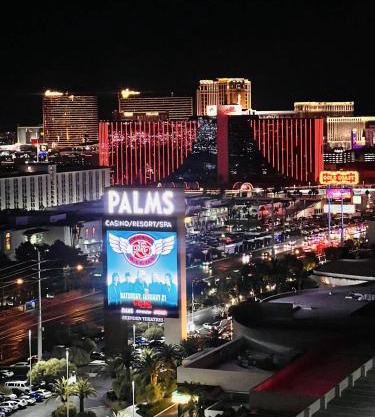 Luxe Condo Balcony Strip View No Resort Fee