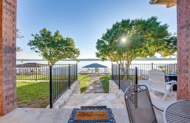 Luxe Lakefront Home w/Hot Tub, Dock & Fire Pit