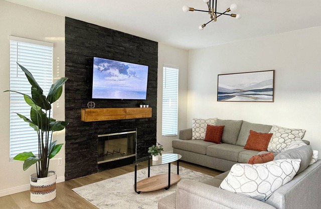 Luxe Los Angeles Retreat