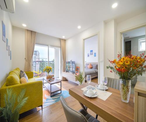 Luxe Paradise Hotel & Residence Truc Bach
