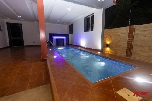 Luxe Studio Apartment, East Airport