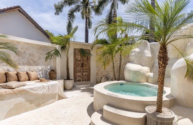 Luxe & Unique Honeymoon Bocami Suites-1 By OriVista
