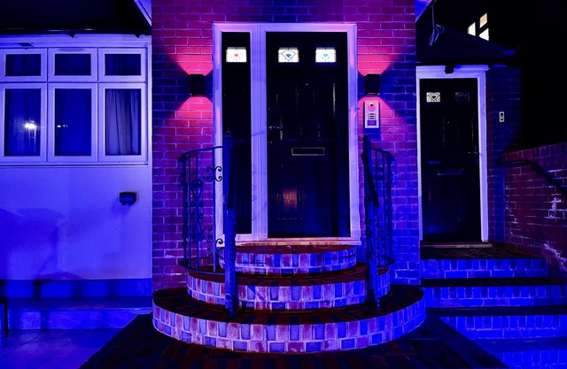 Luxe Villa with 6 En-suite Bedrooms in West London - Wembley Stadium 5KM