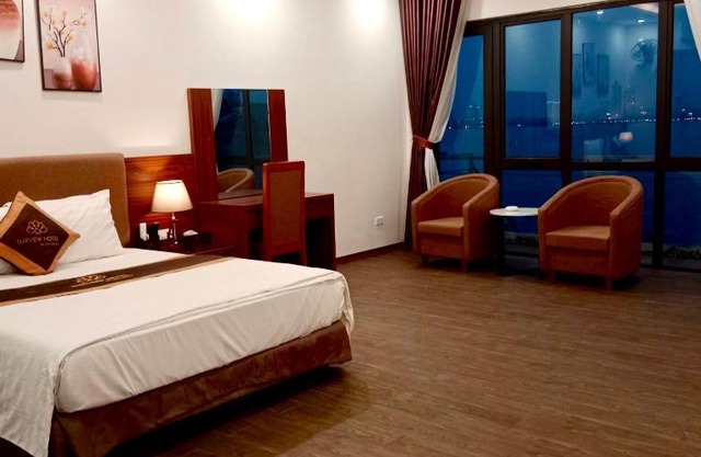 LuxTel Hotel Tây Hồ