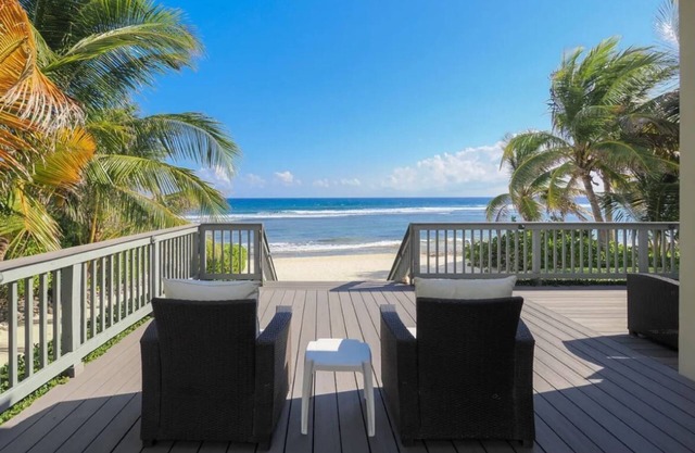 Luxurious 2 Bdr Beachfront Villa - Coral Beach House - Excellent Cayman value!