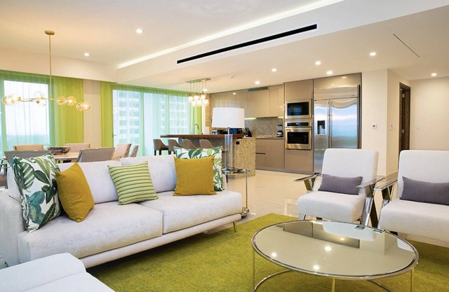 Luxurious 3 Bedroom Oceanfront Suite right on the beach of Cancun!