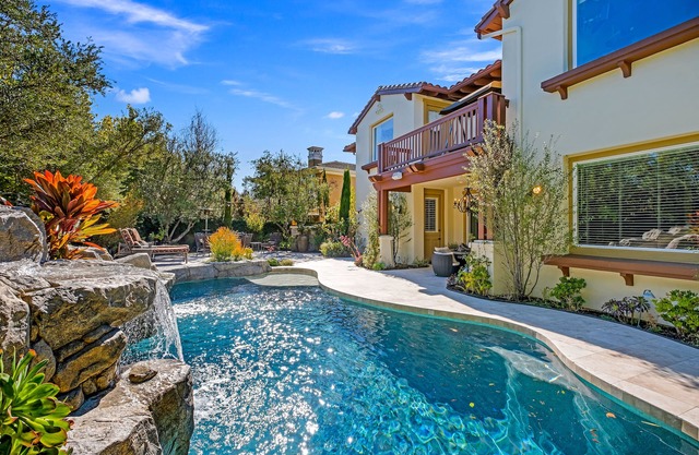 Luxurious 5 Bedroom, 5 Bath Resort Home * Walk To Beach And Dana Point Harbor