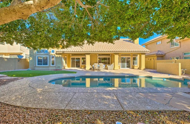 Luxurious Ahwatukee Foothills Villa Pets Welcome!