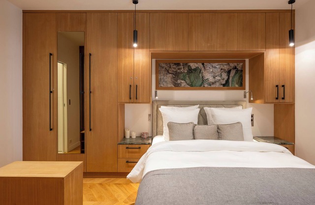 Luxurious air-conditioned four-room apartment Perle