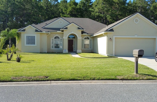 Luxurious and Spacious (westside) single family house-Special 10% discount.
