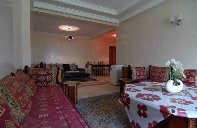 Luxurious apartment in the renowned Square Hay Riad business center