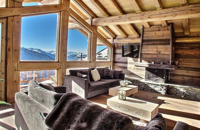 luxurious chalet located in the old village of La Rosière 1850 station