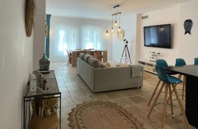 Luxurious, Confy & Sunny in the Hearth of Puerto Banùs Marina