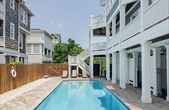 Luxurious home w pool, hot tub, elevator, and more