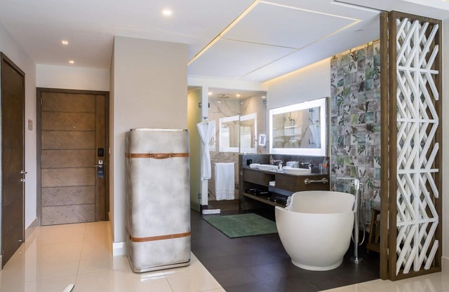 Luxurious Junior Suite right on the beach of Cancun