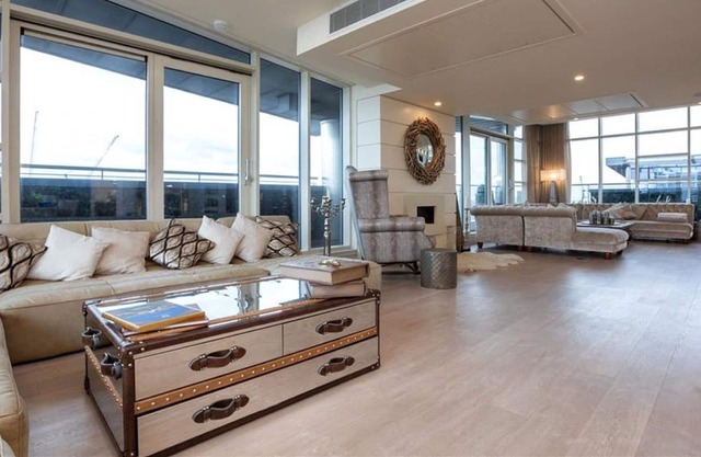 Luxurious Penthouse with a beautifully landscaped terrace