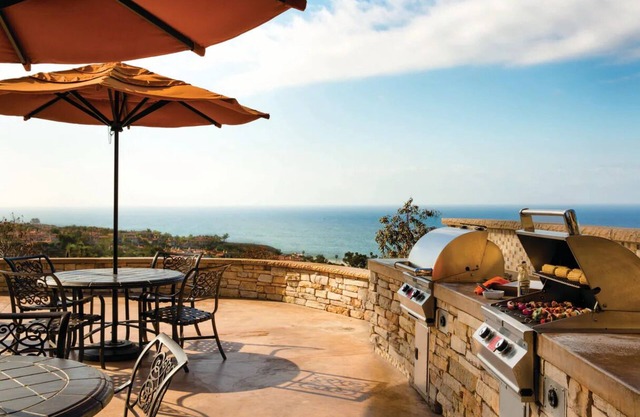 Luxurious Spacious Villas Overlooking The Pacific! Family Or Romantic Escape.