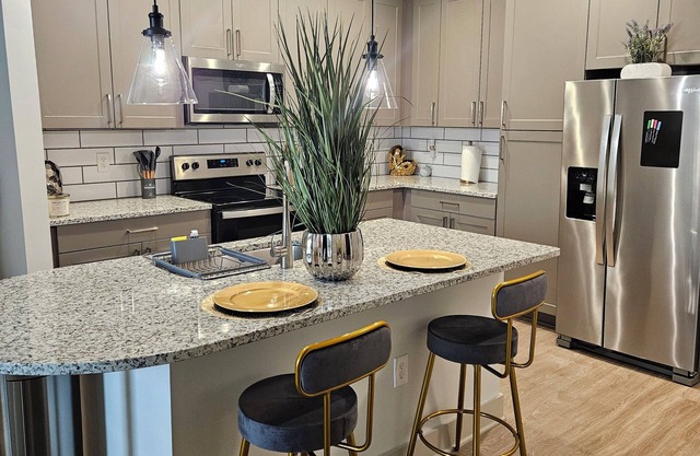Luxury 1-bedroom apartment in the heart of Downtown Birmingham near UAB